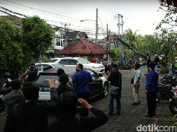 Jerinx Langsung Jalani Prosesi Melukat Usai Bebas