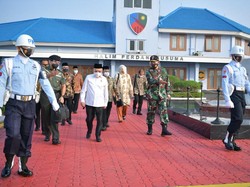 Maruf Amin Resmikan BLK Komunitas dan Bank Wakaf Mikro di Tasikmalaya