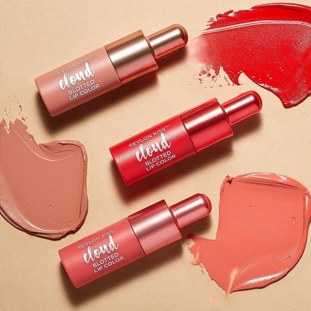 Whipped Hazelnut, Cherries on a Cloud, and Blush Much shade / sumber : instagram.com/revlonid Whipped Hazelnut, Cherries on a Cloud, and Blush Much shade / sumber : instagram.com/revlonid