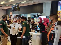 Antrean BTS Meal Picu Kerumunan Tiga Gerai McD di Surabaya Dibubarkan