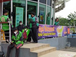 Menu BTS Meal Nongol, McDonalds Diserbu Ojol