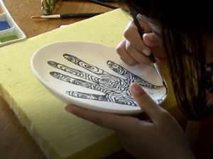 Celebrity on Vacation: Bikin Lukisan Keramik Sendiri di Jenggala Bali