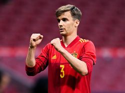 Bek Timnas Spanyol, Diego Llorente, Positif COVID-19