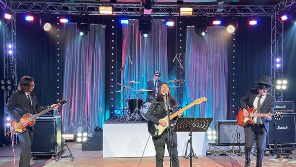 Intip Serunya Kolaborasi Endah N Rhesa bareng Vincent dan Desta
