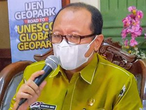 Hadiri Hajatan Pernikahan, 14 Warga Bondowoso Positif COVID-19 Hadiri Hajatan Pernikahan, 14 Warga Bondowoso Positif COVID-19