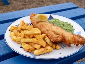 Murah Meriah! 5 Fish and Chips Kaki Lima yang Enak dan Ramah di Kantong