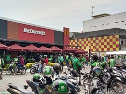 Heboh BTS Meal, Bungkus Bekas Makanannya Sampai Dijual Online