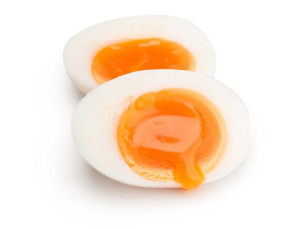 Amankah Makan Telur Mentah dan Telur Setengah Matang untuk Kesehatan?