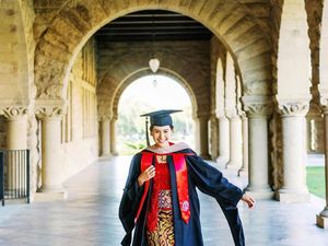 Maudy Ayunda Borong Dua Gelar S2 di Stanford University, Jurusan Apa Saja? Maudy Ayunda Borong Dua Gelar S2 di Stanford University, Jurusan Apa Saja?