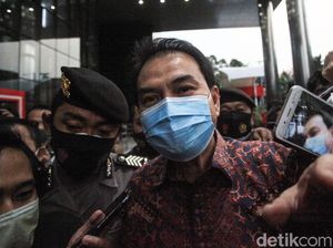 Terkuak soal Bapak Asuh Azis Syamsuddin dari Sidang Eks Penyidik KPK Terkuak soal Bapak Asuh Azis Syamsuddin dari Sidang Eks Penyidik KPK