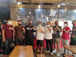 Paguyuban Warkop Surabaya Tagih Janji Wali Kota Eri soal Jam Malam