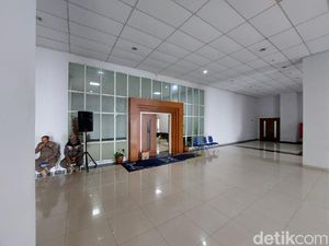 ASN di Bandung Barat Diperiksa Terkait Kasus Korupsi Bansos Aa Umbara ASN di Bandung Barat Diperiksa Terkait Kasus Korupsi Bansos Aa Umbara