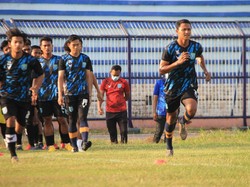 Ivan Carlos Kembali ke Persela Lamongan?