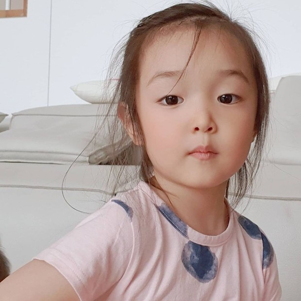 Potret Anggota The Return of Superman/sumber: www.instagram.com/yoonsanghyun0921 Yoon Na Gyeom, anggota The Return of Superman.