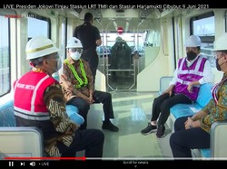 Momen Jokowi Jajal LRT Jabodebek: Keretanya Halus, Nyaman Sekali