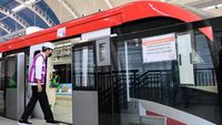 Jokowi Jajal LRT Jabodebek