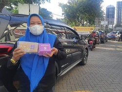 Cerita Army Surabaya Rela Antre Drive Thru Berjam-jam Demi BTS Meal