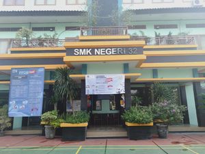 Uji Coba Sekolah Tatap Muka, SMKN 32 Juga Lakukan Blended Learning Uji Coba Sekolah Tatap Muka, SMKN 32 Juga Lakukan Blended Learning