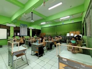 Bahagianya Para Siswa SMAN 20 Jakarta Bisa Kembali Belajar Tatap Muka