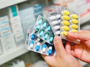 Proses Terjadinya Resistensi Antimikroba yang Bikin Antibiotik Tak Efektif Proses Terjadinya Resistensi Antimikroba yang Bikin Antibiotik Tak Efektif