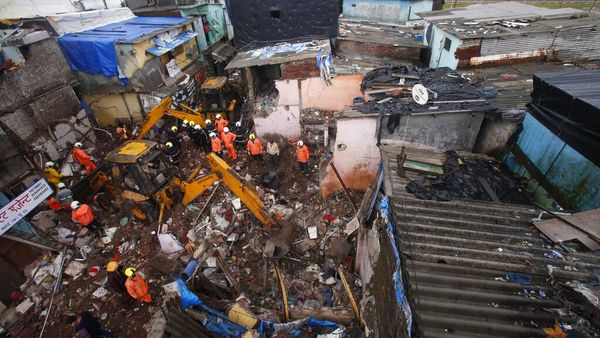 Banjir Hingga Bangunan Runtuh Gegara Hujan Lebat di India