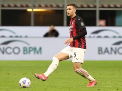 Tarik Ulur MU dan Milan soal Diogo Dalot