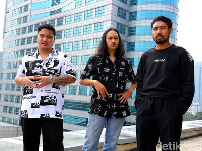 Mengulik Romansa Modern bersama Elephant Kind