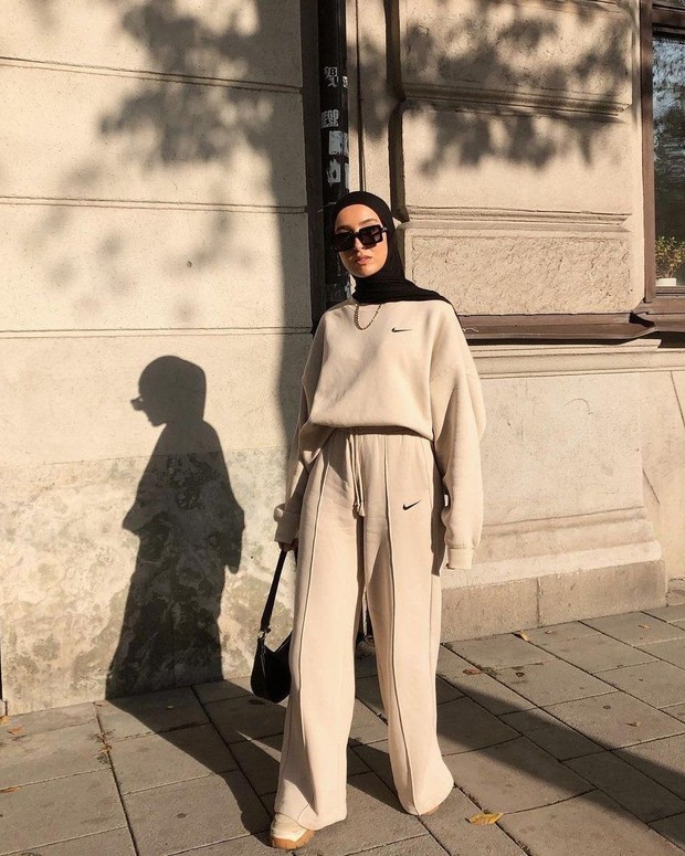 Wajib Follow 5 Selebgram Hijab yang Miliki Gaya Sporty