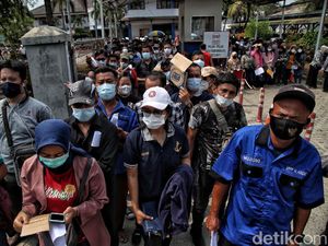 Ada Vaksinasi Massal, Pelabuhan Sunda Kelapa Ramai Didatangi Warga