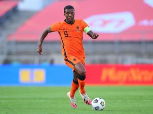 Wijnaldum Siap Keluar Lapangan jika Ada Rasisme di Budapest! Wijnaldum Siap Keluar Lapangan jika Ada Rasisme di Budapest!