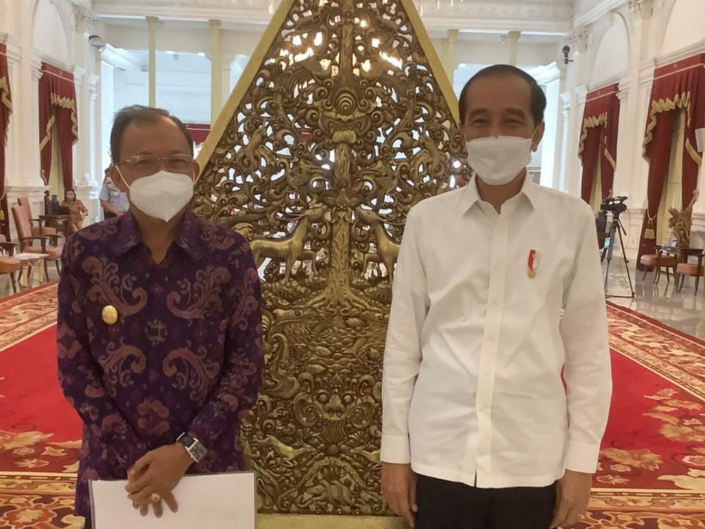 Bertemu Jokowi, Gubernur Bali Minta Wisata Mancanegara Dibuka Akhir Juli