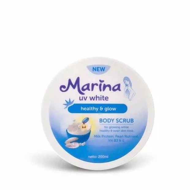 Marina Healthy & Glow Body Scrub/tokopedia.com Marina Healthy & Glow Body Scrub membantu mencerahkan dengan kandungan susu dan ekstrak mutiara/tokopedia.com
