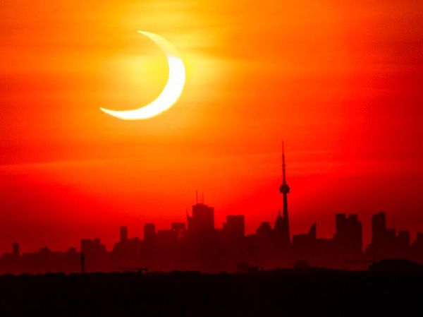 Lihat Lagi Indahnya Gerhana Matahari di Langit Berbagai Negara