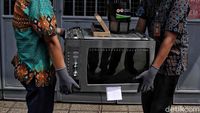 Melihat Penjemputan Limbah Elektronik Warga Jakarta