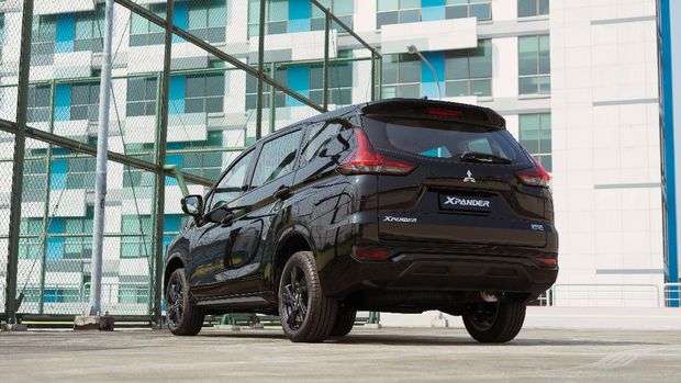 Mitsubishi Xpander Rockford Fosgate Black Edition. dok. MMKSI