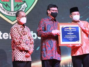 Pemkab Kebumen Sabet Juara 1 Kearsipan Tingkat Nasional Pemkab Kebumen Sabet Juara 1 Kearsipan Tingkat Nasional