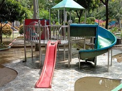 Bobby Janji Perbaiki Perosotan Anak di Taman Depan Rumdin Gubsu yang Viral