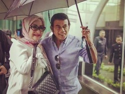 Rhoma Irama dan Ricca Rachmim Awet Menikah 35 Tahun, Ini 7 Foto Mesranya