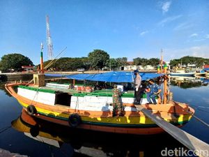 Warga dari Madura yang Nyeberang ke Probolinggo Dites Swab Antigen