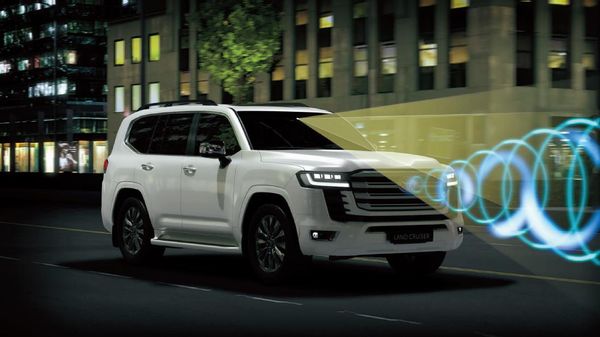 Vietnam Mulai Jual si Macho Toyota Land Cruiser 300, Indonesia?