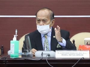 Syarief Hasan Soroti Masalah Dana Pemda Rp 183 T Mengendap di Bank Syarief Hasan Soroti Masalah Dana Pemda Rp 183 T Mengendap di Bank