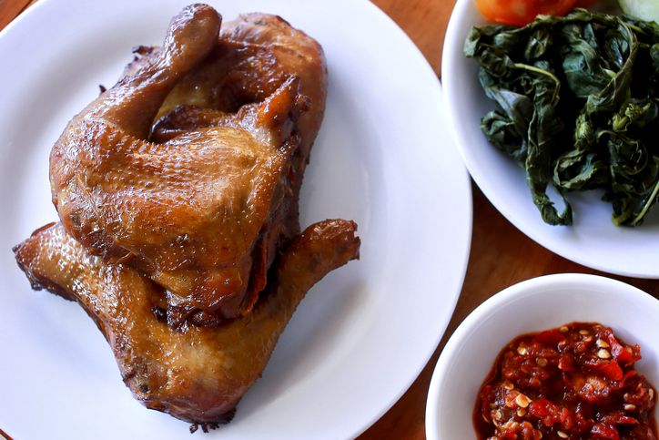 Ayam Bakar Madu Sambal Rawit Sedap Ada di 5 Tempat Ini