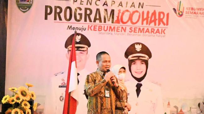 100 Hari Kerja, Bupati Kebumen: Alhamdulillah Proker 100% Tercapai 100 Hari Kerja, Bupati Kebumen: Alhamdulillah Proker 100% Tercapai