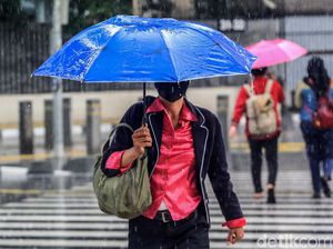 BMKG: Waspada Hujan Kilat di Jaksel dan Jaktim 17 Juni