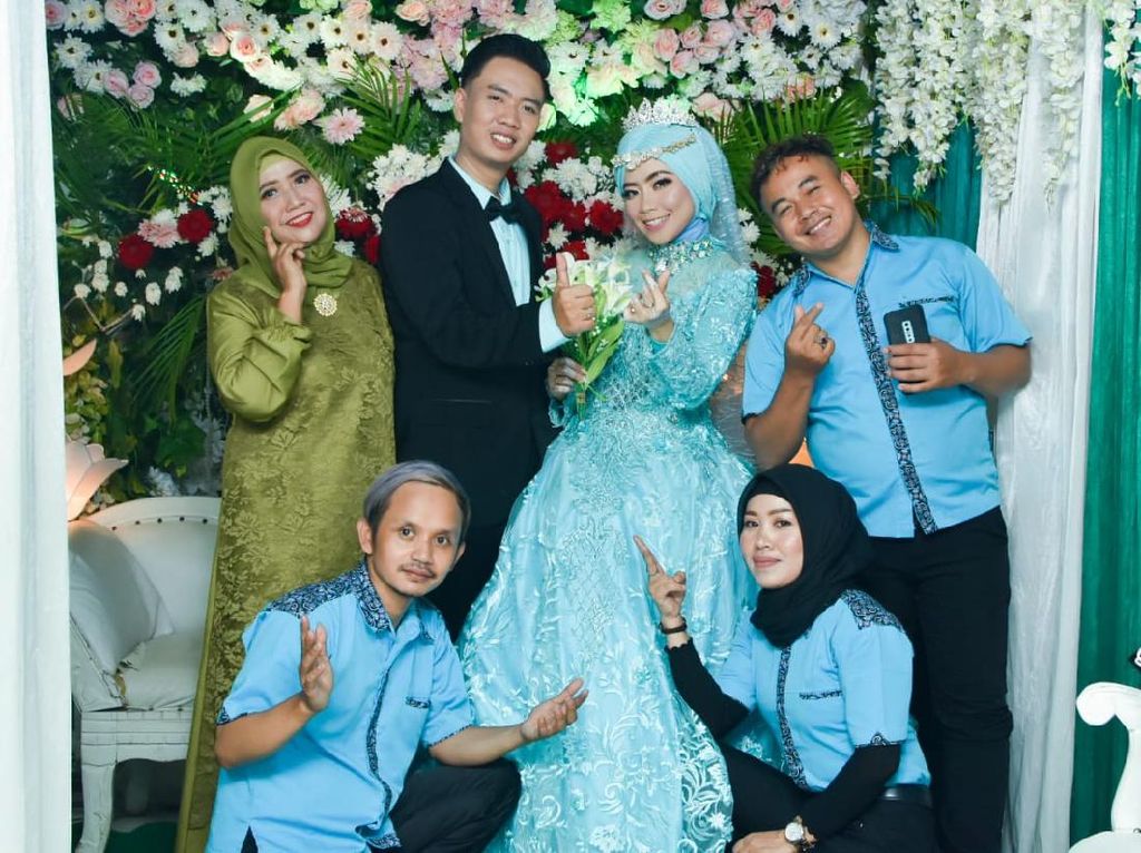 Viral Nikah di Gang Sempit dengan Dekorasi Mewah, Ini Respons Tetangga Viral Nikah di Gang Sempit dengan Dekorasi Mewah, Ini Respons Tetangga