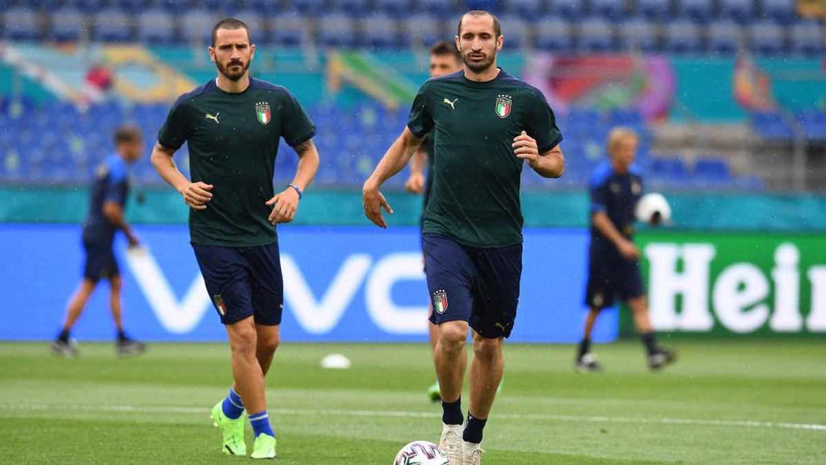 Bek Italia Giorgio Chiellini memperingatkan potensi ancaman Turki jelang laga perdana Euro 2020 (Foto: Getty Images/Claudio Villa)