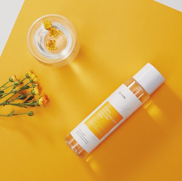 Skincare dengan Hyaluronic Acid