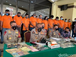 Total 49 Pelaku Pungli Ditangkap di Tj Priok Usai Jokowi Telepon Kapolri