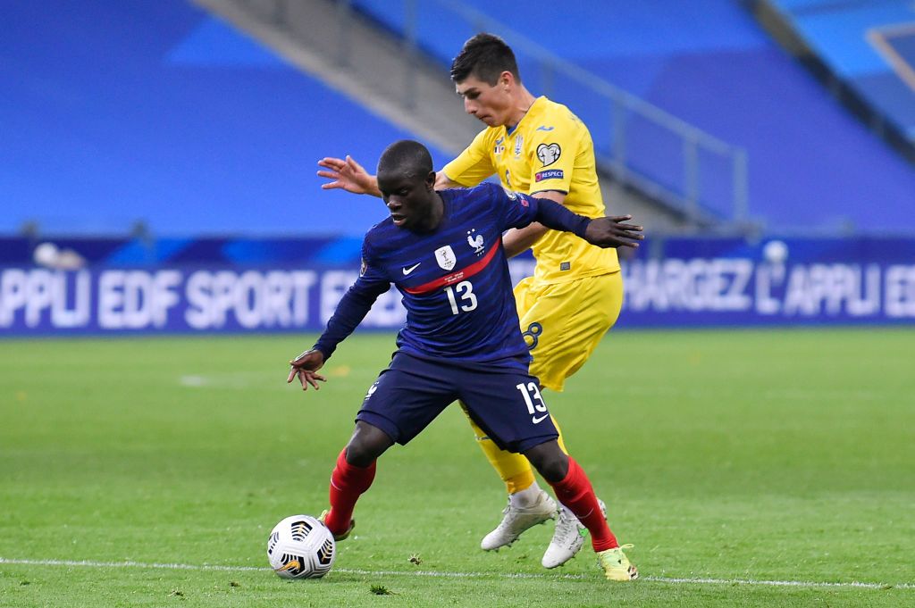 PARIS, FRANCE - JUNE 08: Ngolo Kante of France warms up befofe the international friendly match between France and Bulgaria at Stade de France on June 08, 2021 in Paris, France. (Photo by Aurelien Meunier/Getty Images)