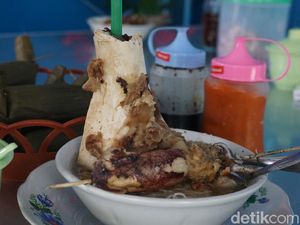 Bakso Sotong Unik yang Gurih Hanya Ada di Demak Bakso Sotong Unik yang Gurih Hanya Ada di Demak